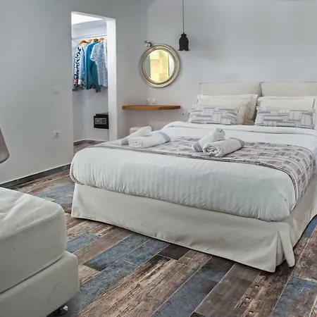 Apartment Abelomilos Exclusive Imerovigli (Santorini)
